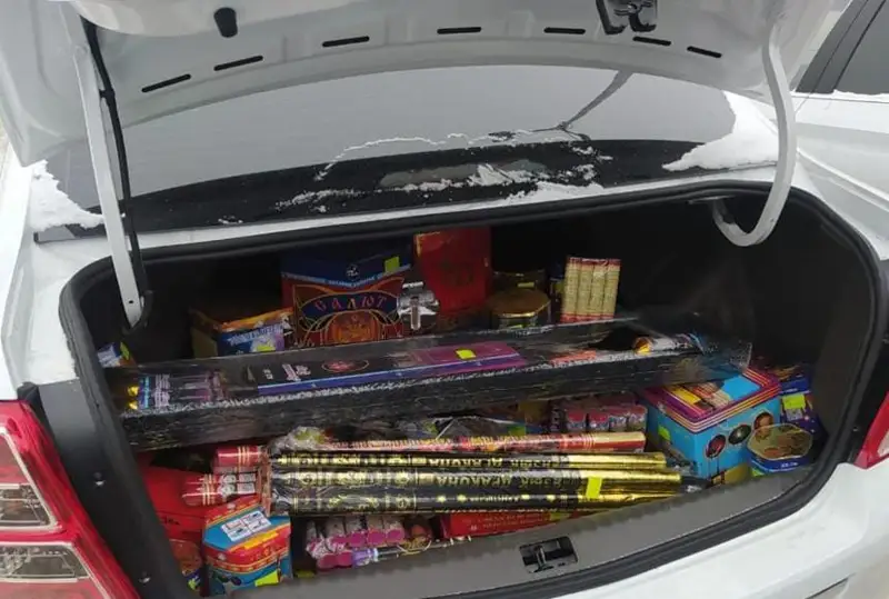 Более 800 тысяч тенге штрафа оплатят незаконные торговцы пиротехники в Карагандинской области