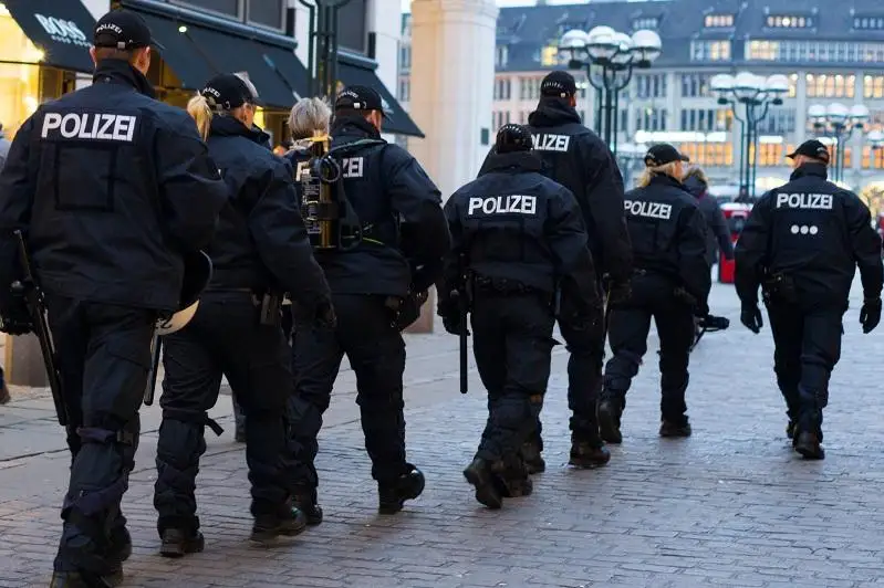 Полиция Германии провела крупный рейд против неонацистских группировок