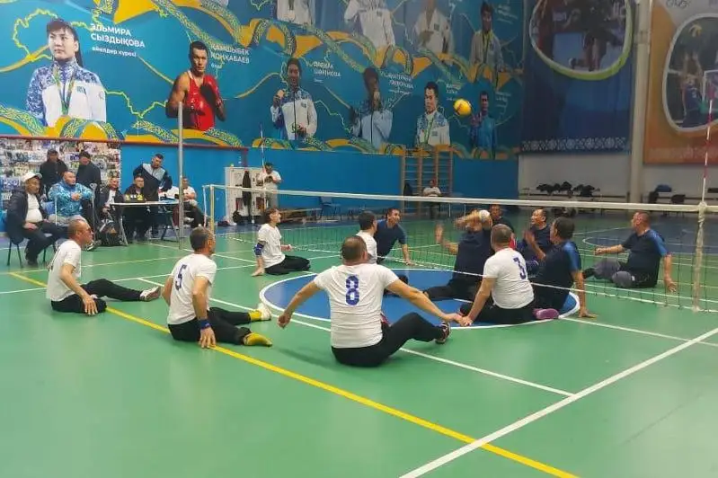 Túrkistanda paravoleıboldan ardagerler arasynda respýblıkalyq chempıonat ótýde