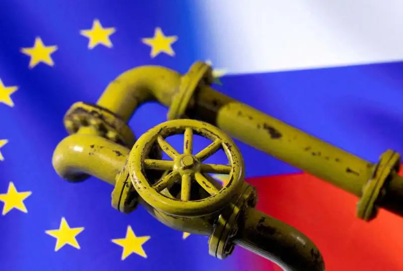 ЕС представит план по отказу от энергоносителей из России к 2027 году