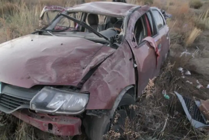 Pavlodar tas jolyndaǵy jol apatynan bir adam kóz jumyp, 4-eýi jaraqat aldy