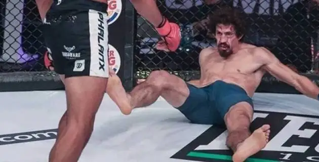 كۇتپەگەن جەردەن سپورتشى قارسىلاسىن ەكىنشى راۋندتا ءبىر سوققىمەن سۇلاتتى