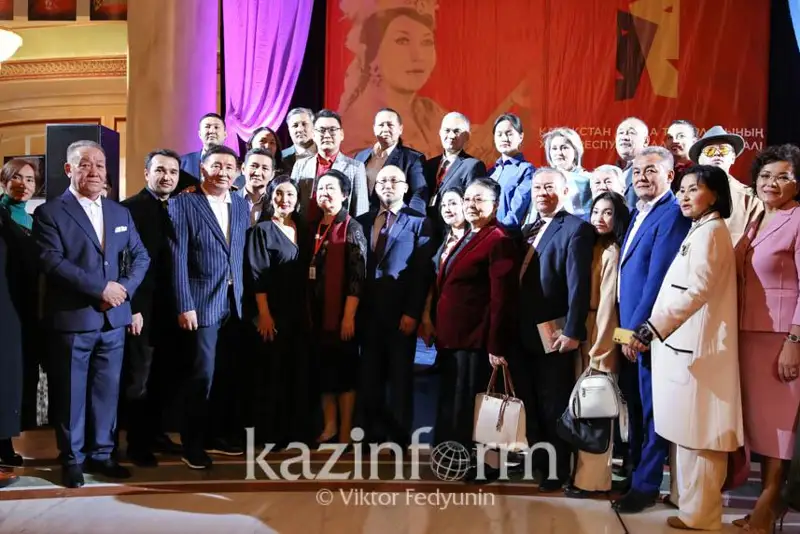 Astanada drama teatrlardyń respýblıkalyq festıvali bastaldy