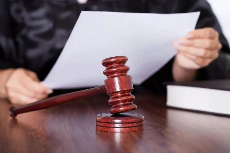 پەتروپاۆل كوشەسىندە جالاڭاش جۇرگەن ەر ادام سوتتالدى