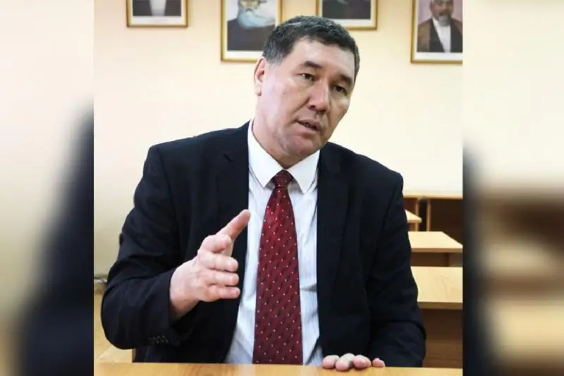 وقۋلىقتاردا 1921-1922 -جىلدارداعى اشتىققا بايلانىستى ماتەريال جوقتىڭ قاسى -  عالىم