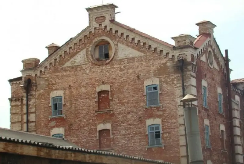 Здание мельницы братьев Мусиных 19 века сохранят в Семее