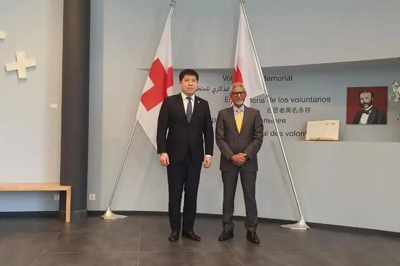 Постпред РК обсудил сотрудничество с Международной федерацией обществ Красного Креста и Красного Полумесяца