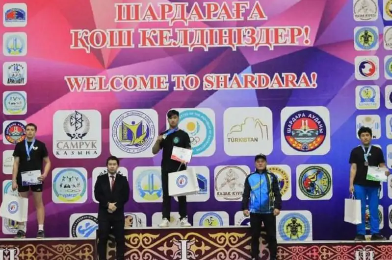 Мангистауский гиревик завоевал два «золота» на чемпионате Казахстана