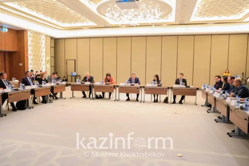 Глава МВД РК раскритиковал работу по борьбе с торговлей людьми