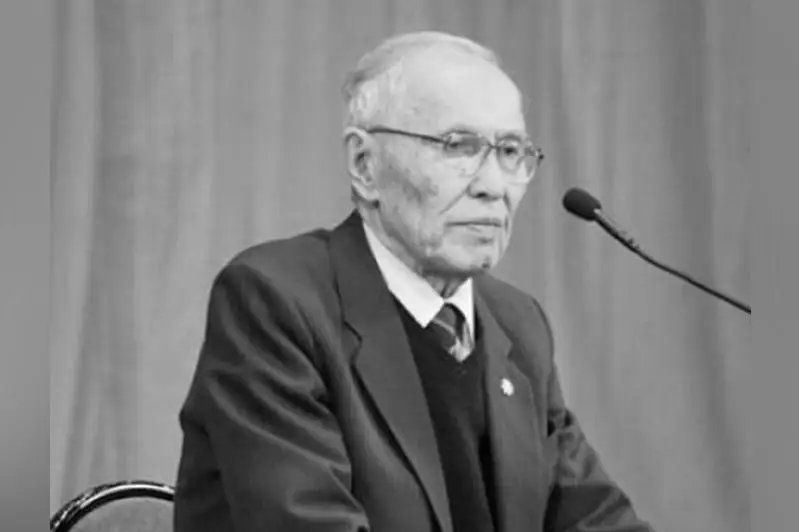 مەملەكەت باسشىسى قاسىم- جومارت توقايەۆ اكادەميك سەرىك قيرابايەۆتىڭ وتباسىنا كوڭىل ايتتى