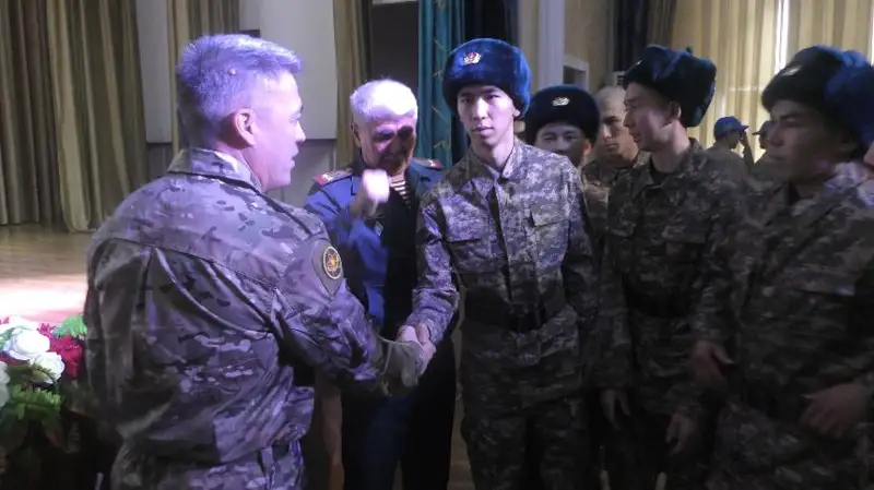 Мы не хотим подводить наших земляков - жамбылские срочники о службе