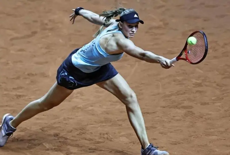 Елена Рыбакина вышла во второй круг турнира в Мадриде