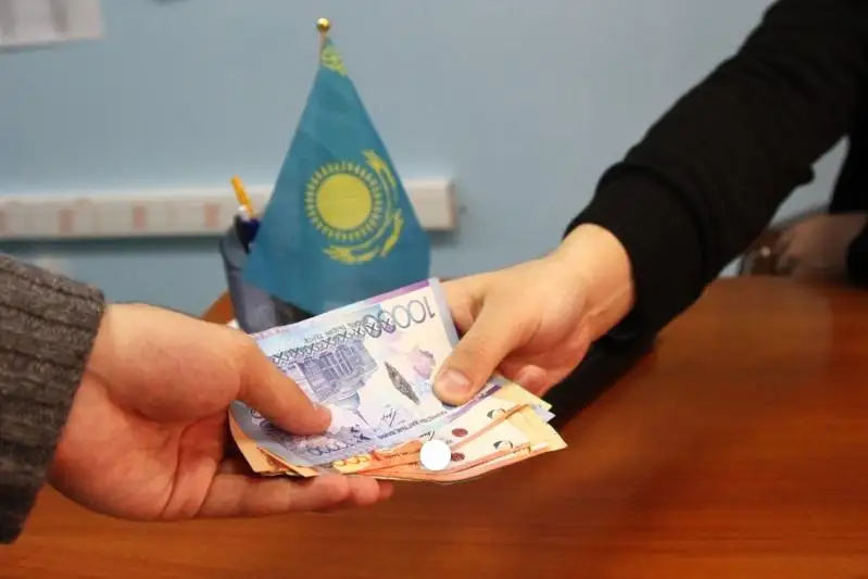 دەپارتامەنت باسشىسى جەمقورلىق ارەكەتكە بارۋدىڭ سەبەبىن ءتۇسىندىردى