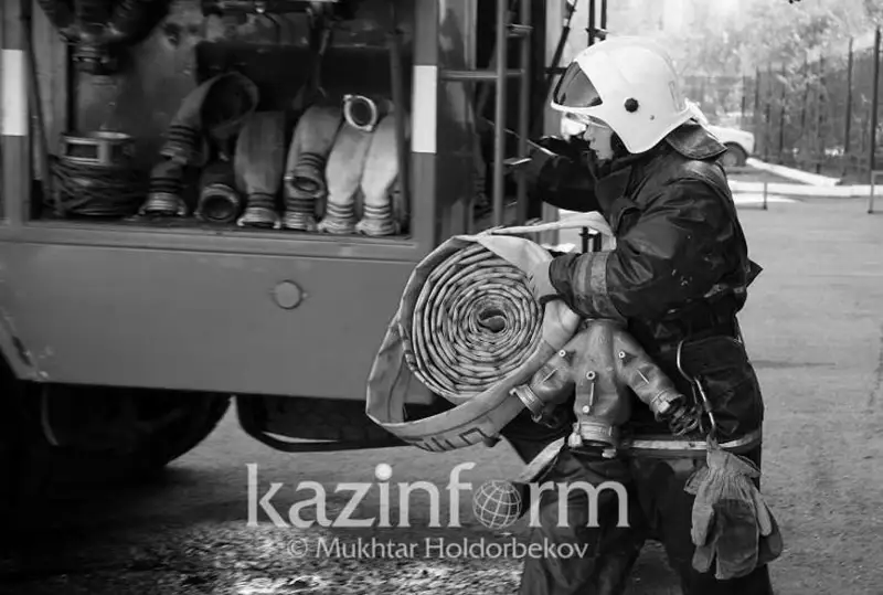 Soltústik Qazaqstanda turǵyn úıdegi órtten er adam qaza tapty