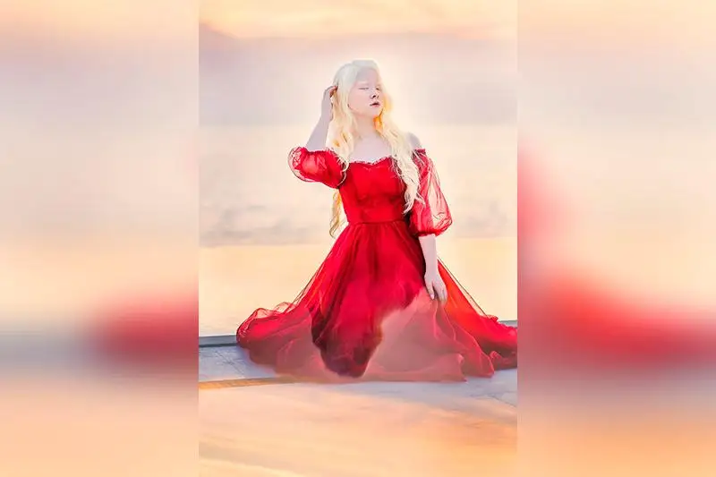 اقتاۋلىق جاراتىلىسى بولەك قىز امەريكالىق ءونىمنىڭ جارنامالىق روليگىنە ءتۇستى