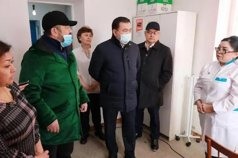 Жители села в Карагандинской области просят восстановить спортзал и построить медпункт