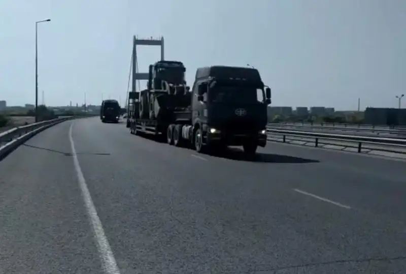Qostanaı oblysyndaǵy órt: Semeıden arnaıy ınjenerlik tehnıkalar jiberildi