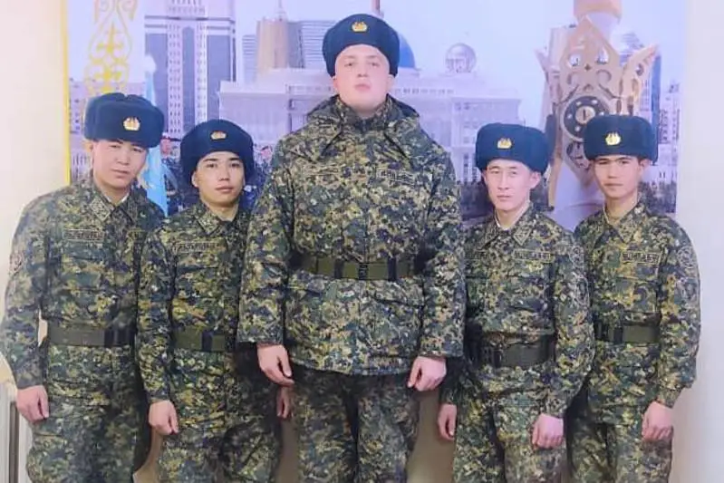 Tarazdyq bozbala áskerge barý úshin 20 kelige aryqtaǵan