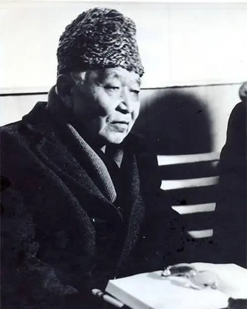 تىنىشتىق بار جەردە باق تۇرادى - حاليفا التاي