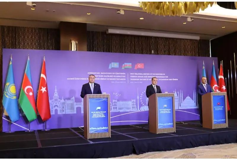 Бакинскую декларацию приняли министры Азербайджана, Казахстана и Турции