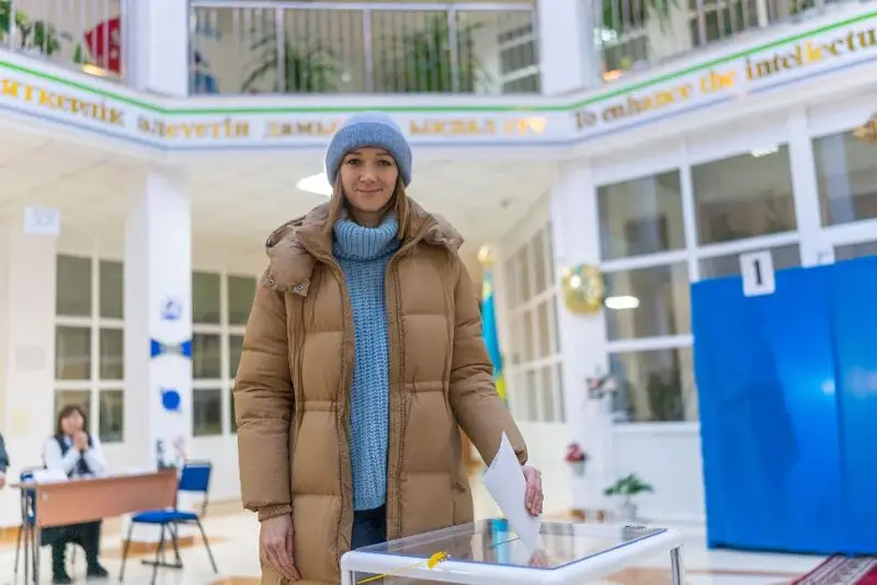 Олимпийская чемпионка Ольга Рыпакова проголосовала на выборах Президента РК