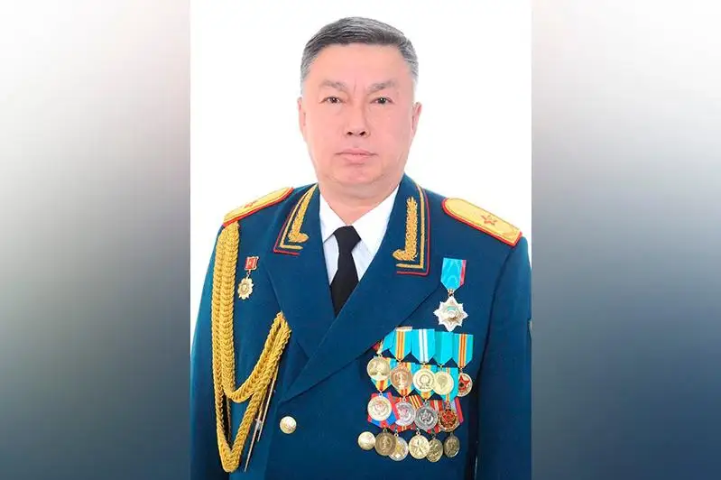 Qazir táýelsizdigimiz ben konstıtýtsııalyq qurylymymyzdy nyǵaıtatyn ýaqyt – general-maıor Álibek Serálıev