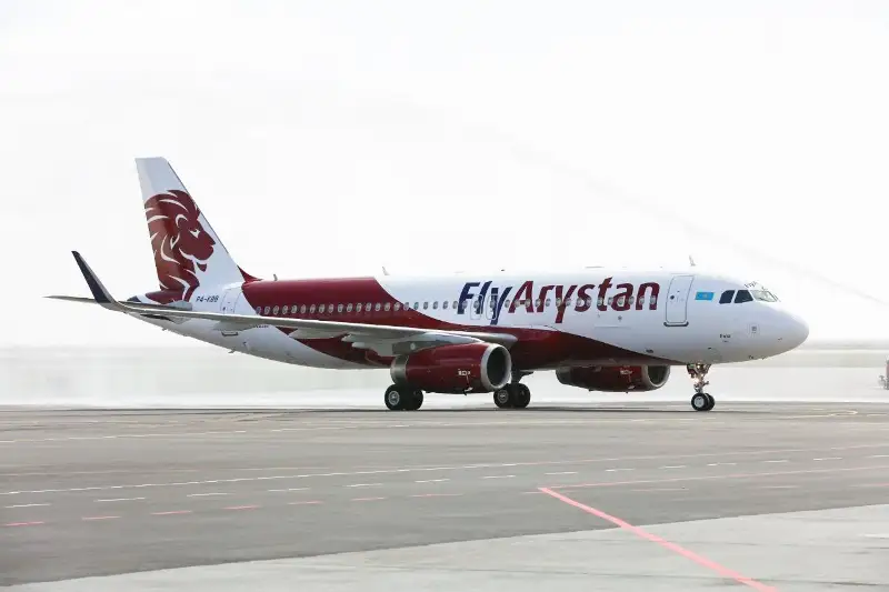«Fly Arystan» اۋە كومپانياسىنا تيەسىلى ۇشاق نە سەبەپتى شۇعىل تۇردە قونعانى انىقتالدى