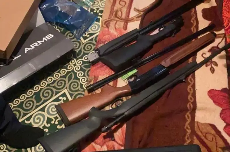 Задержаны похитившие оружие во время массовых беспорядков в Таразе