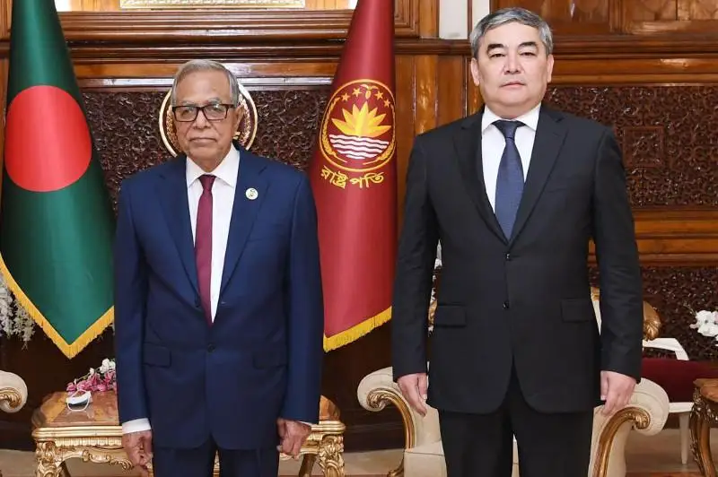 Посол Казахстана вручил верительные грамоты Президенту Бангладеш