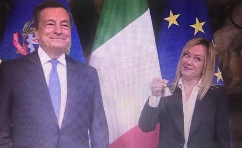 Новое правительство Италии провело свое первое заседание