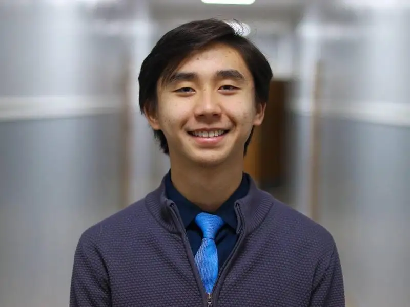 Школьник из Жанаозена выиграл гранты двух зарубежных вузов