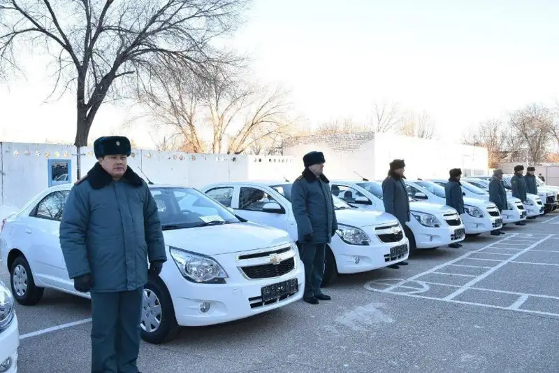 Aqtóbede qorǵanys salasy qyzmetine jańa avtokólikter berildi
