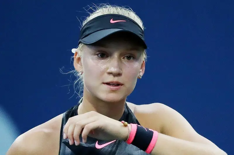 قازاقستاندىق سپورتشى الەمنىڭ ۇزدىك تەننيسشىلەرىنىڭ قاتارىنا كىردى