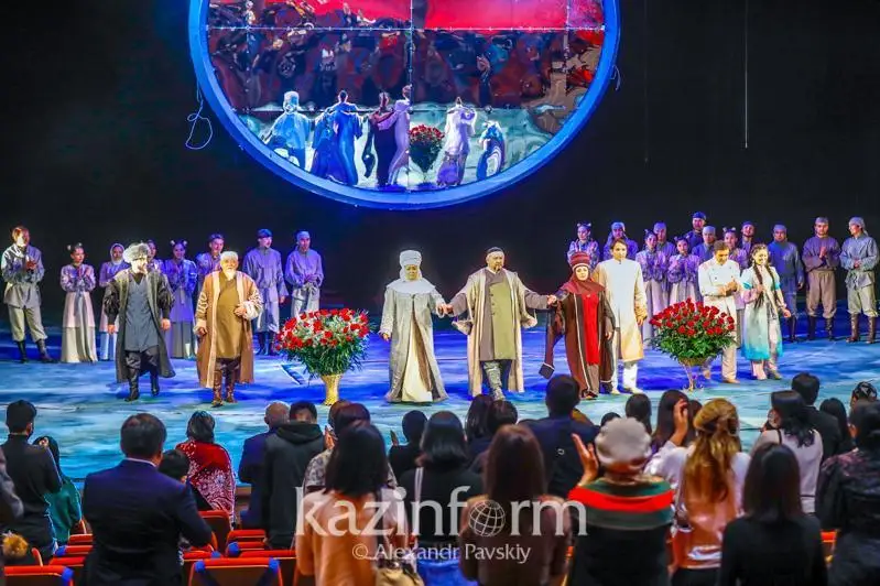 الماتى تەاترىندا «ابايدىڭ جۇمباعى» ساحنالاندى