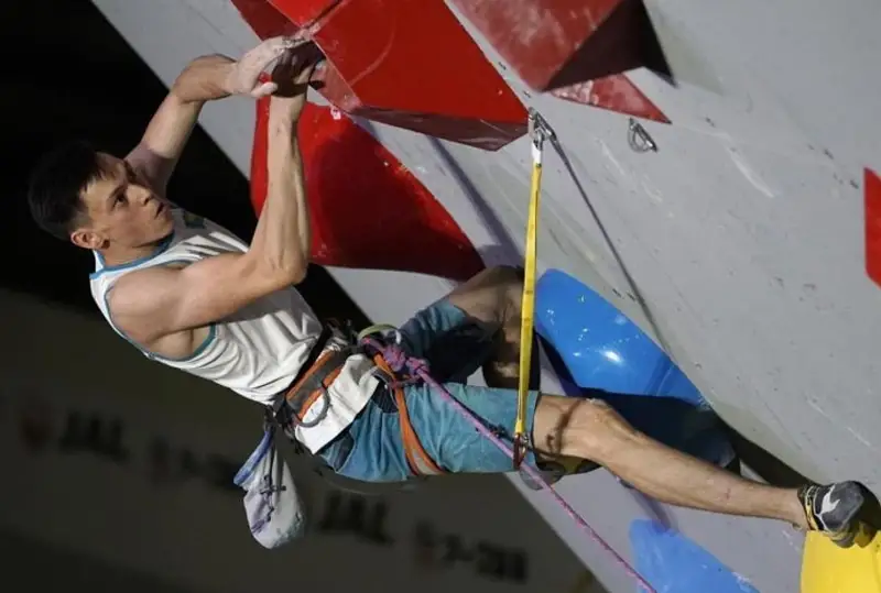 Казахстанские спортивные скалолазы выступят на Всемирных играх