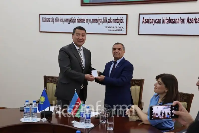 Цифровая библиотека трудов казахских мастеров пера презентована в Азербайджане