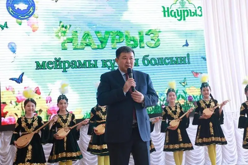 Atyraýda 100-den astam balaǵa «Naýryz-qorjyn» syılyǵy berilip, anımatsııalyq qoıylym kórsetildi