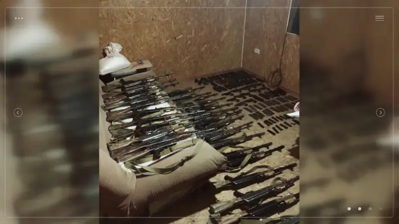 قارۋمەن قاشىپ كەتكەن ساربازدىڭ سىبايلاستارى ۇستالدى