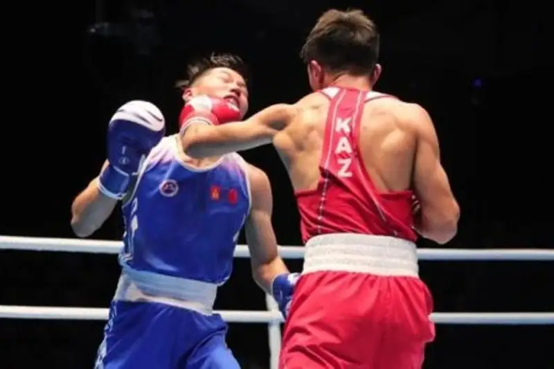 Полуфиналы ЧА-2022 по боксу у мужчин: на ринг выйдут 12 казахстанцев