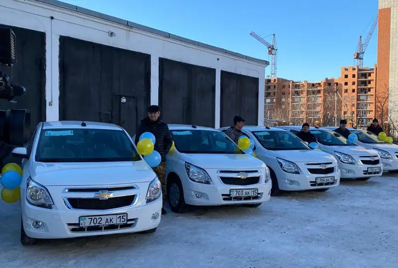 Ключи от машин получили санврачи в районах СКО