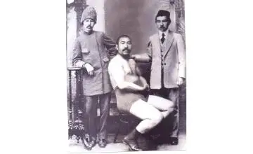 قاجىمۇقانعا قارجىلاي قولداۋ كورسەتكەن اعايىندى ەكەۋ