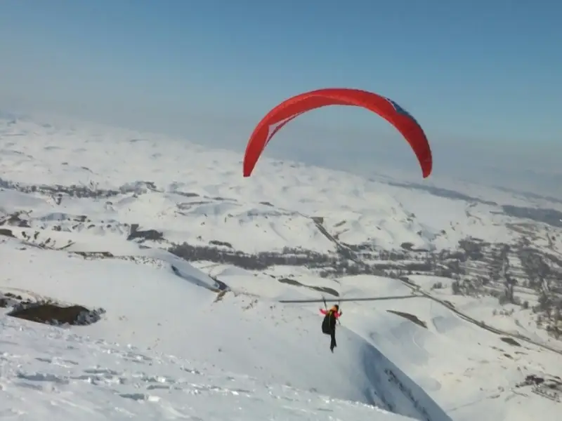 Талдықорғанда Жетісу аспанын бағындырған ару тұрады