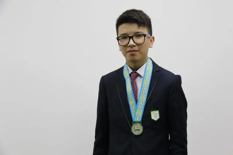 پاۆلودارلىق وقۋشى Apple كومپانياسىنىڭ جۇلدەسىن جەڭىپ الدى