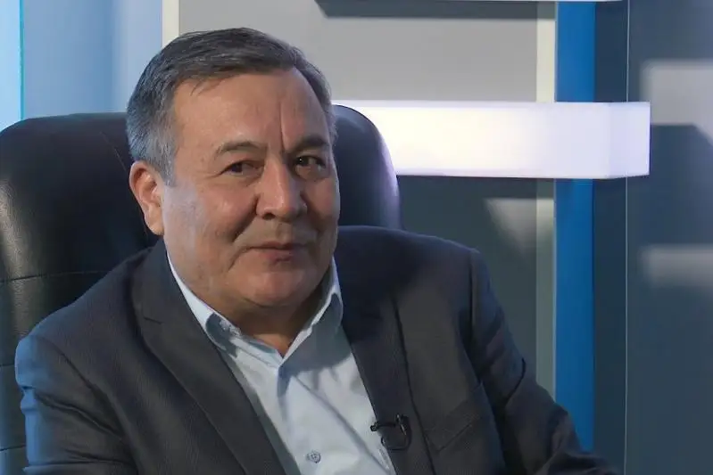 Sarapshylar pikiri: «Saıası reforma jasalmaı, turmys túzelmeıdi»
