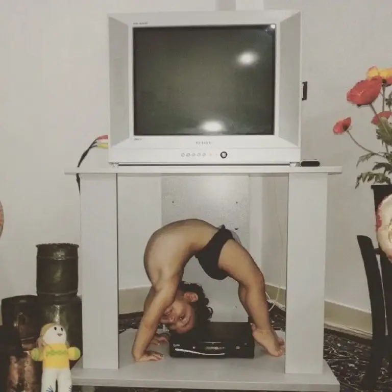 Арата Хоссейнидің