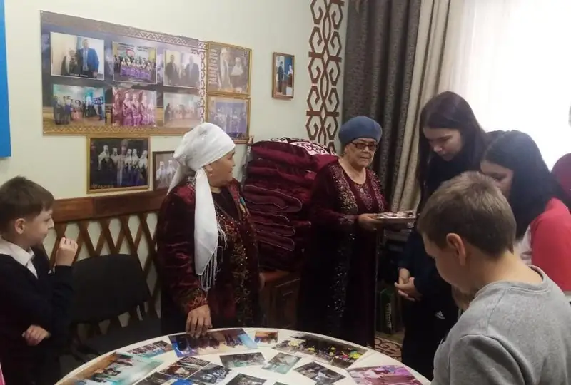 ShQO-daǵy Dostyq úıi «Ártúrliliktegi birlik» jobasyn bastady
