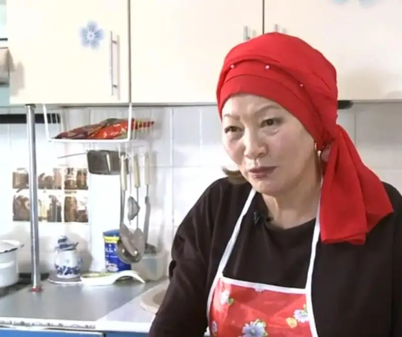 Ставшая невесткой в казахской семье кореянка прославляет национальную культуру