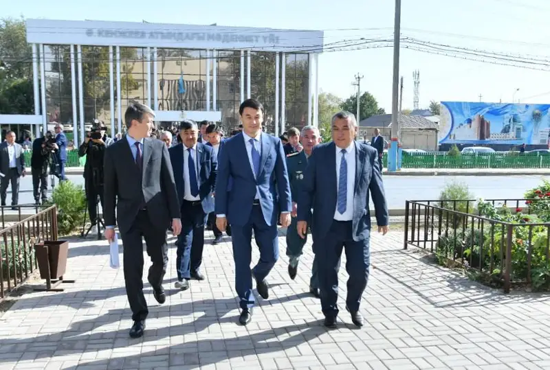 Aýyl-aımaqtardy damytýǵa basymdyq beriledi - Túrkistan oblysynyń ákimi