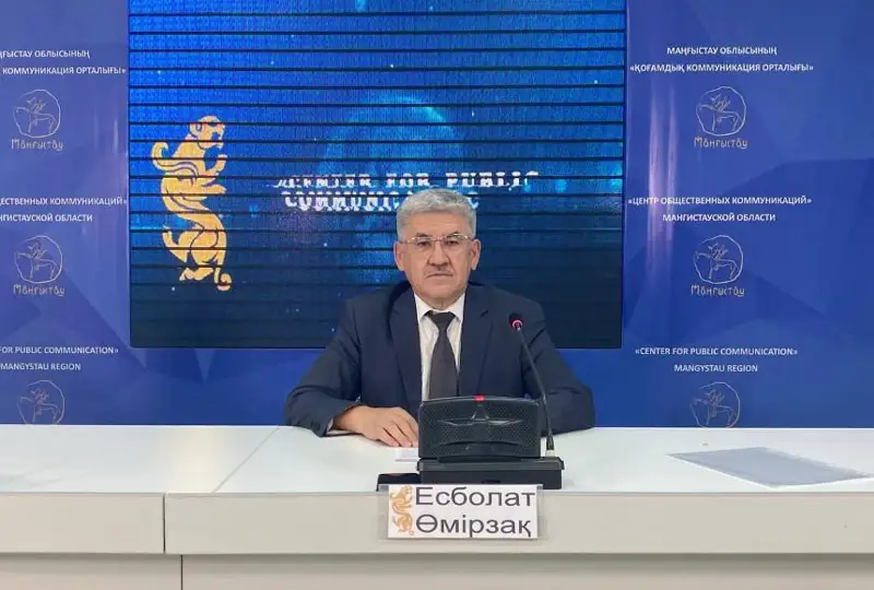 Mańǵystaýda mektep dırektory ózine salynǵan aıyppuldy tóleý úshin muǵalimderden aqsha jınaǵan