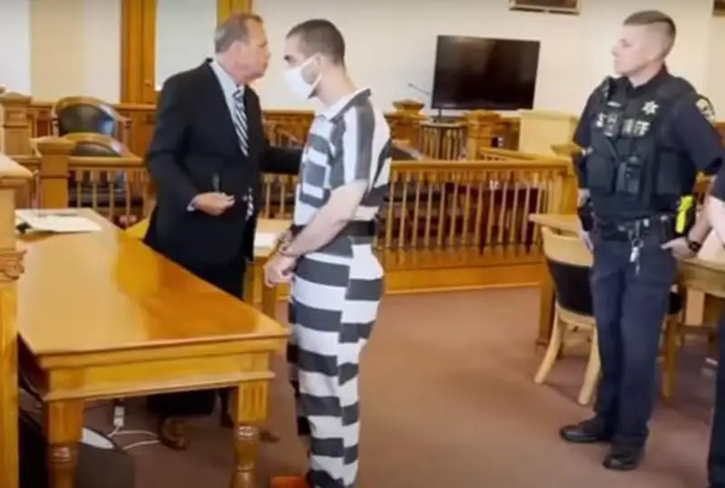 Покушение на Салмана Рушди: подозреваемому предъявили обвинения